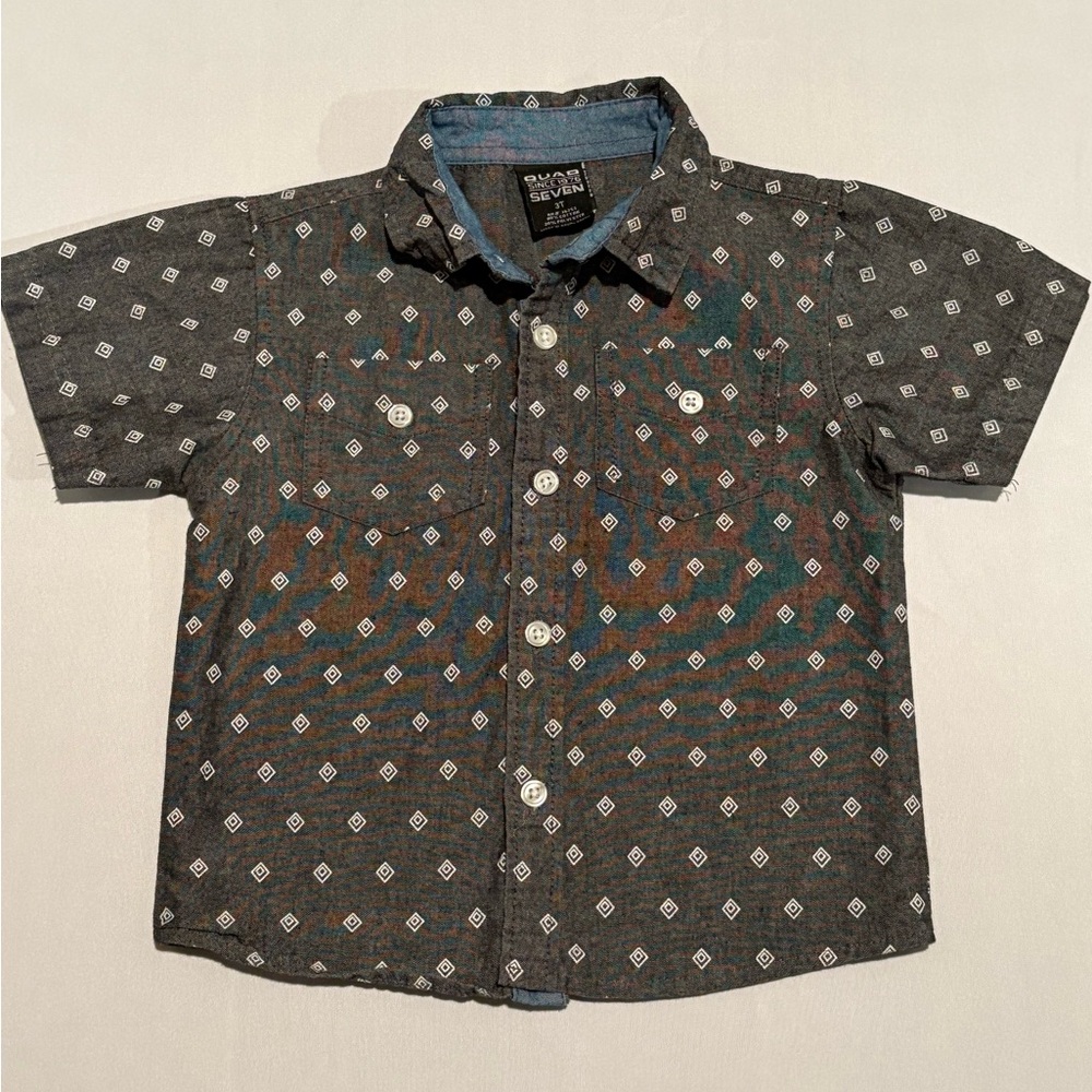 Quad Seven Boys Button Up Size 3T
